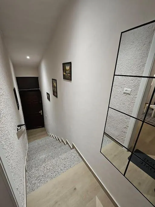 Gevin'S Apartment 2 Tirana